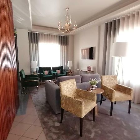 Residencial Imperial Hotel ลูโซ ภายนอก รูปภาพ