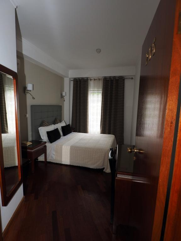 Residencial Imperial Hotel ลูโซ ภายนอก รูปภาพ