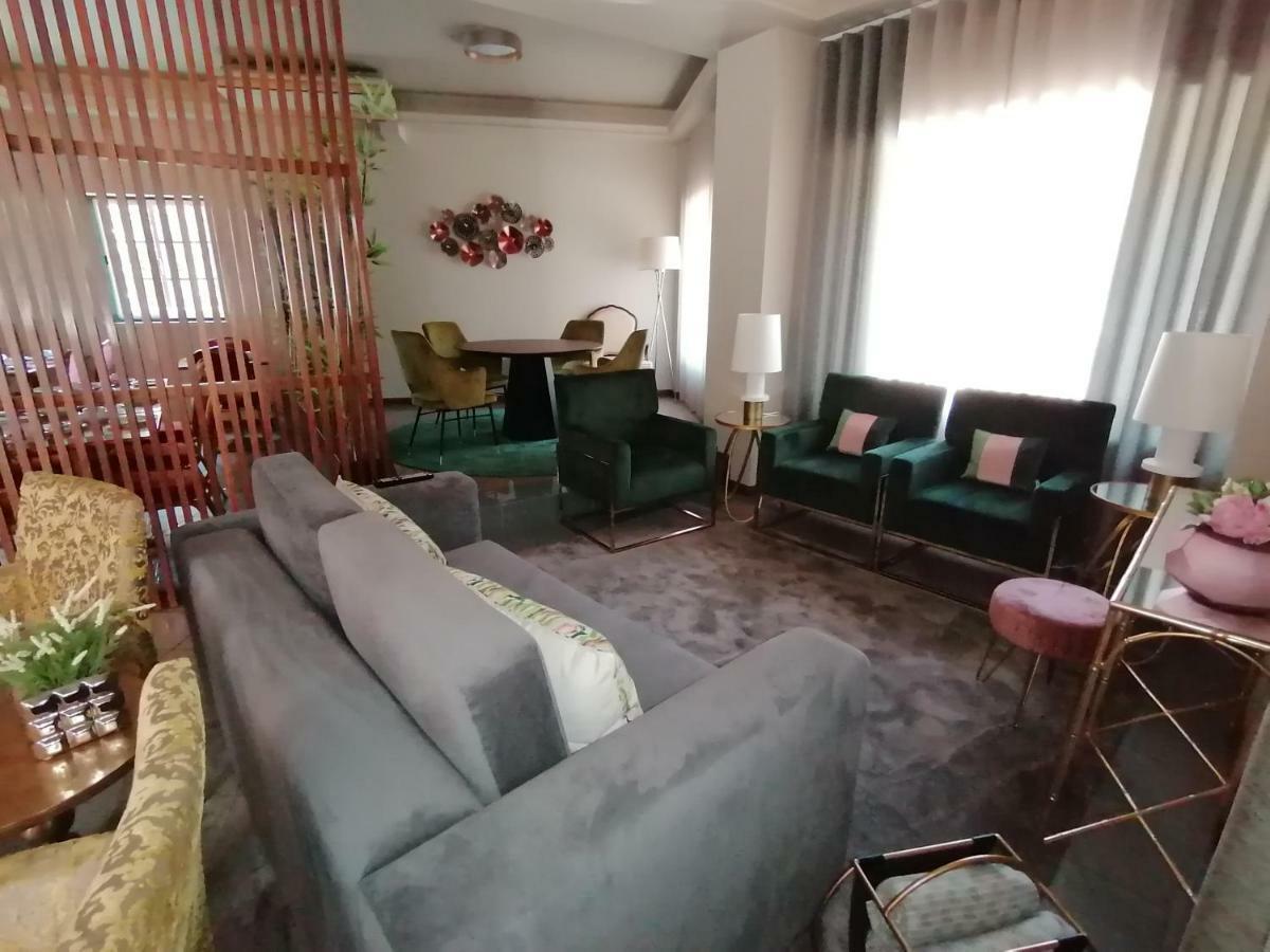 Residencial Imperial Hotel ลูโซ ภายนอก รูปภาพ